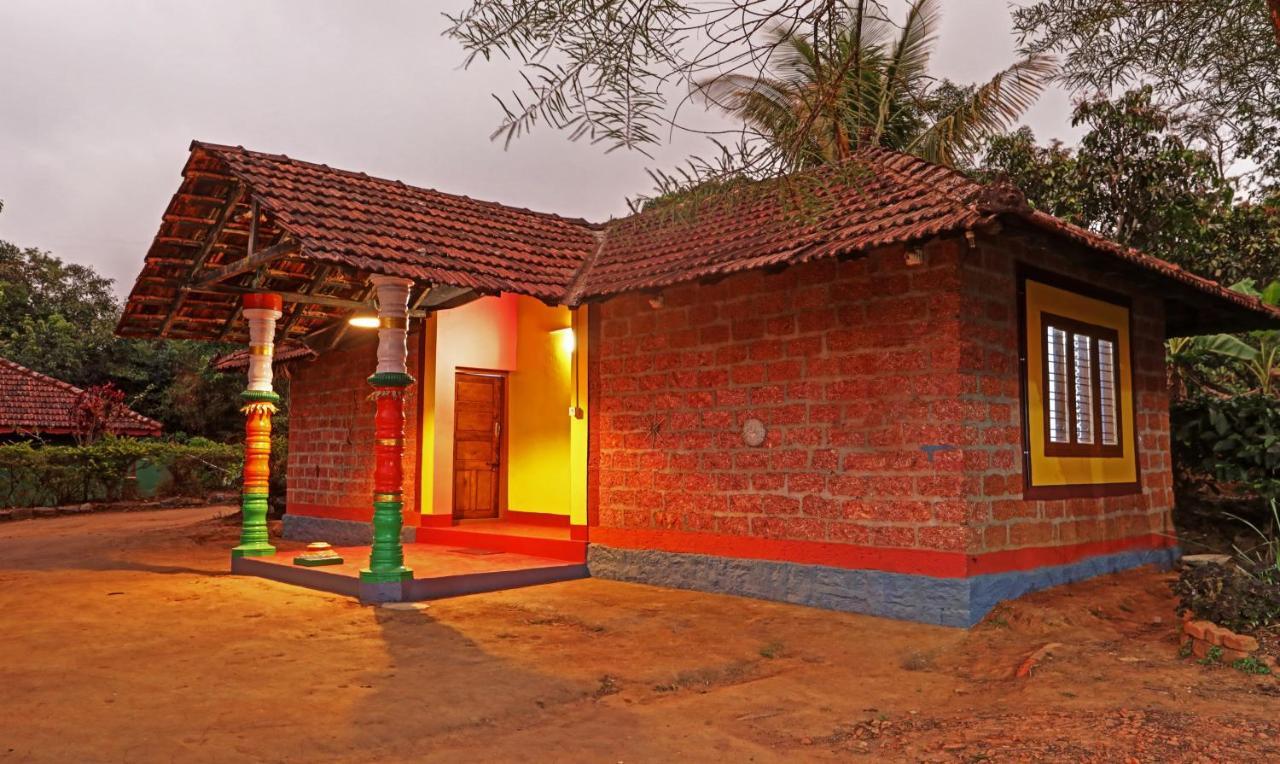 Treebo Trip Allaranda Homestay Madikeri Luaran gambar